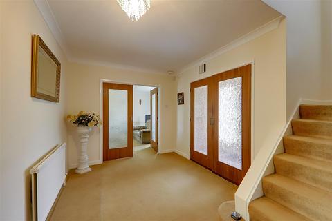 4 bedroom detached house for sale, Longlands, Worthing