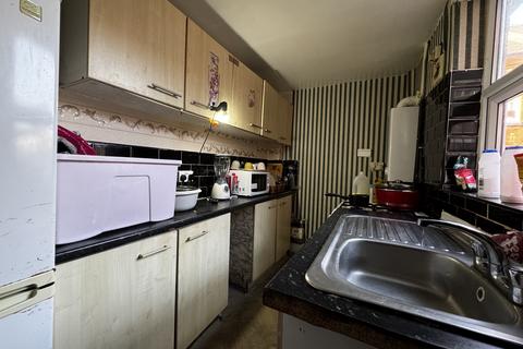 3 bedroom terraced house for sale, Milan Road, Leeds LS8