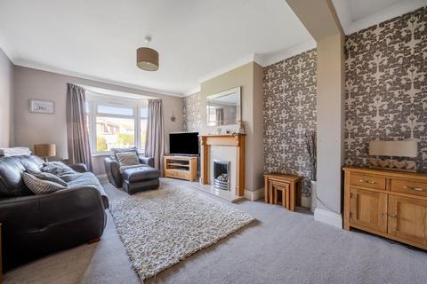 8 South View, Wetherby, LS22 7QE