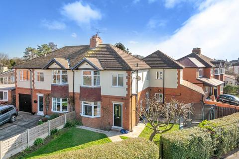 8 South View, Wetherby, LS22 7QE