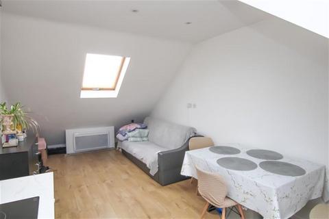 1 bedroom flat to rent, Victoria Road, Hendon, NW4
