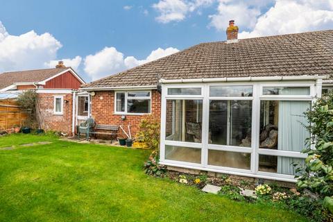 3 bedroom semi-detached bungalow for sale, Thatcham,  Berkshire,  RG18