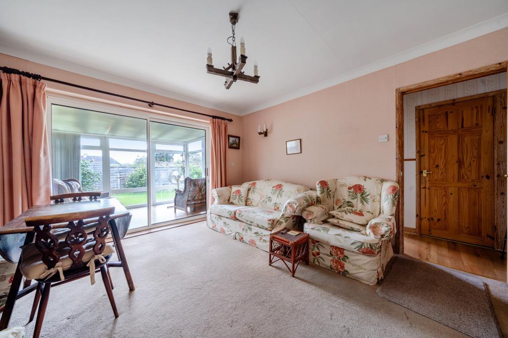 Living/Dining Area
