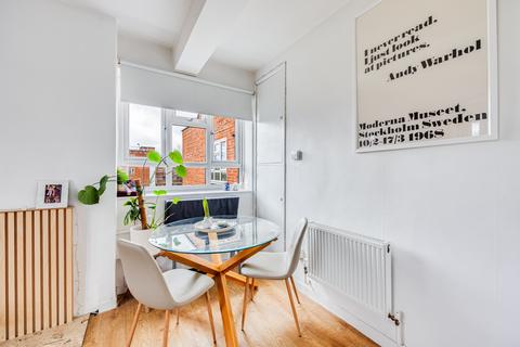 2 bedroom flat for sale, Busby House, Aldrington Road, London, SW16