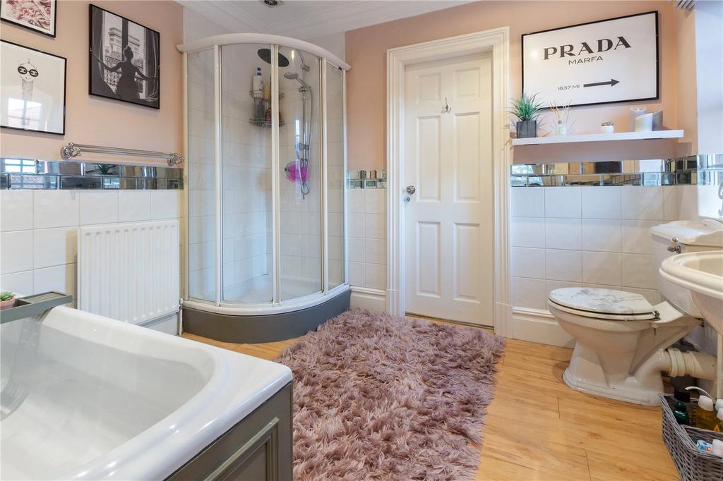 Jack & Jill En-Suite
