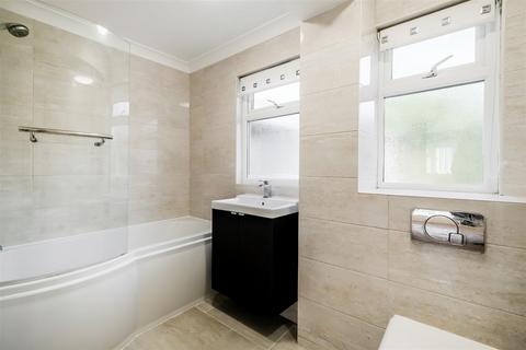 1 bedroom apartment for sale, Hornbeam Road, Buckhurst Hill
