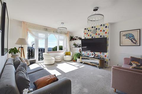 4 bedroom terraced house for sale, Larkhill, Bexhill-On-Sea
