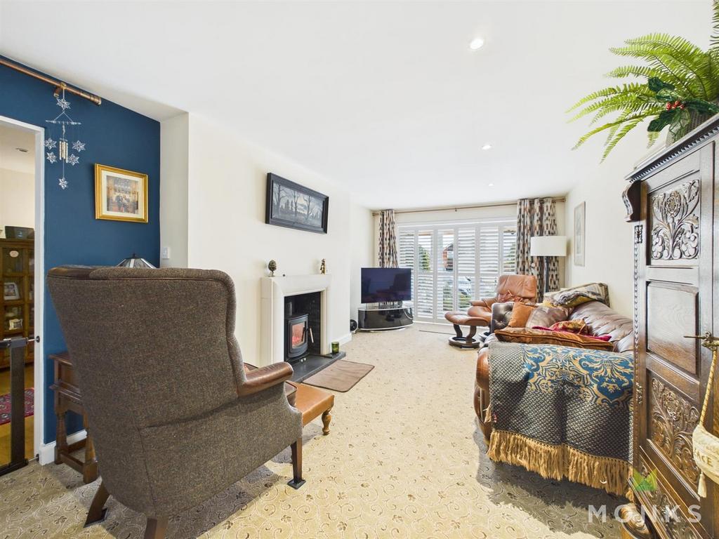 CAM01420 G0-PR0585-STILL015.jpg