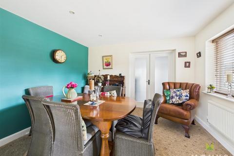 undefined, Boot Street, Whittington