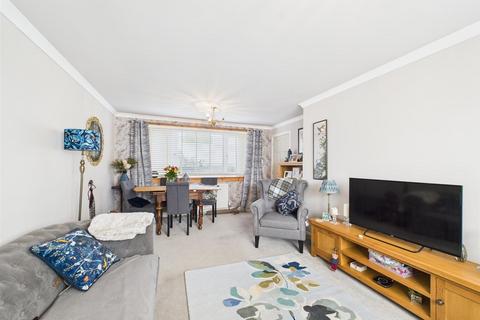 3 bedroom end of terrace house for sale, High Street, Errol PH2