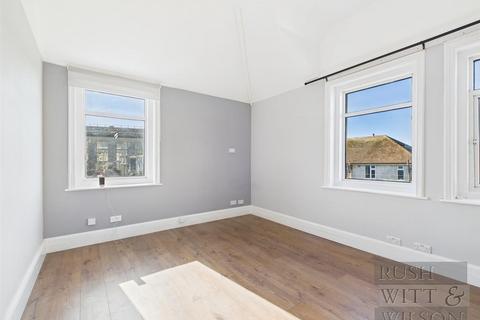 1 bedroom flat for sale, Bexhill Road, St. Leonards-On-Sea