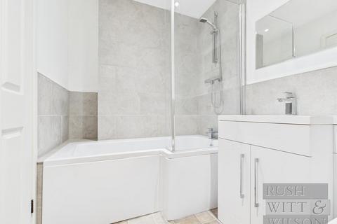 1 bedroom flat for sale, Bexhill Road, St. Leonards-On-Sea