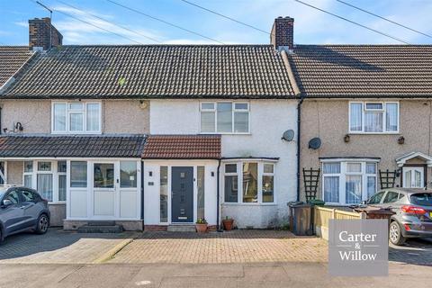 3 bedroom terraced house for sale, Canonsleigh Road, Dagenham, Essex