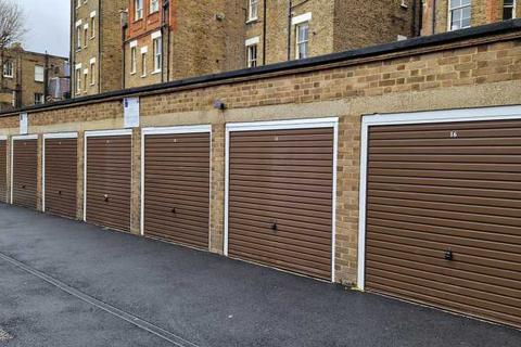 Garage to rent, King Street, London W6