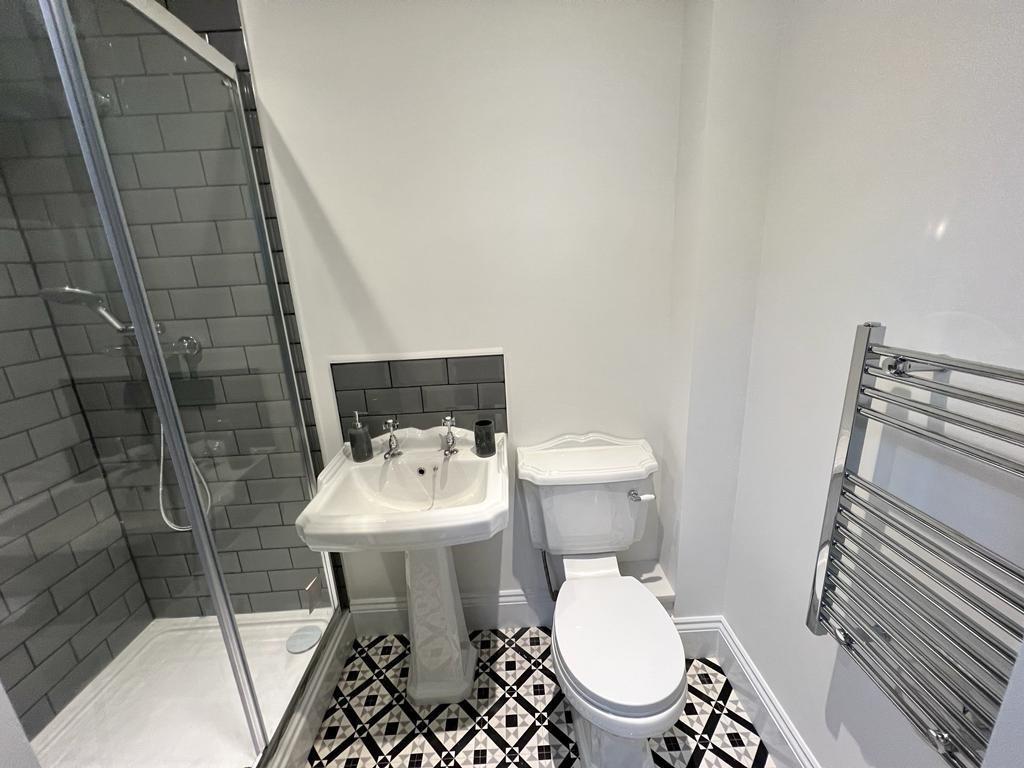Shower room.jpg