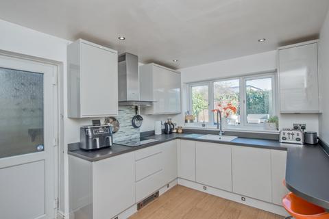 4 bedroom detached house for sale, Paddock Drive, Drighlington, West Yorkshire, BD11