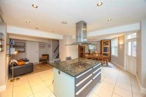 4 bedroom semi-detached house for sale, 6 Knaresborough Road, Millhouses, Sheffield