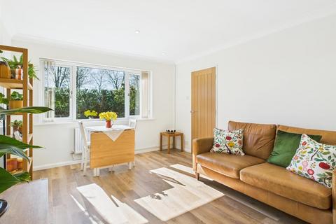 36 Derwent Drive, Bewdley, DY12 2PN