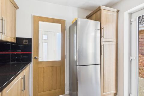 36 Derwent Drive, Bewdley, DY12 2PN