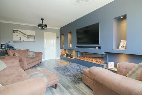4 bedroom terraced house for sale, Capa Terrace, Odsal, Bradford, BD6