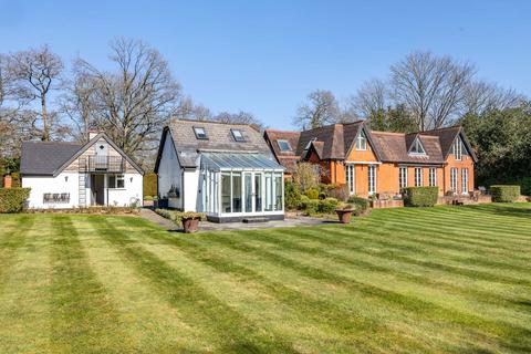 East Lodge, Dell Park Bishopsgate Road, Englefield Green, Egham, TW20 0YL