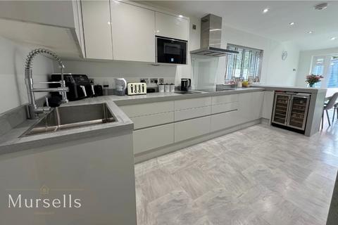 4 bedroom semi-detached house for sale, Gibbs Green, Poole BH16