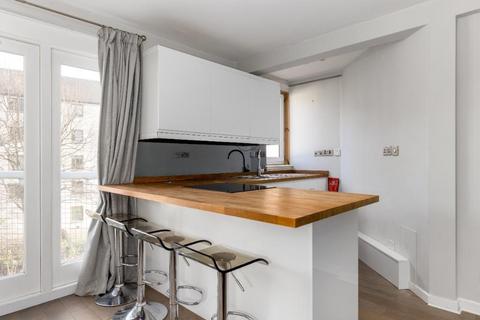 1 bedroom flat to rent, St Bernard's Row, Edinburgh EH4