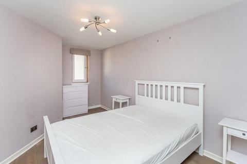 1 bedroom flat to rent, St Bernard's Row, Edinburgh EH4