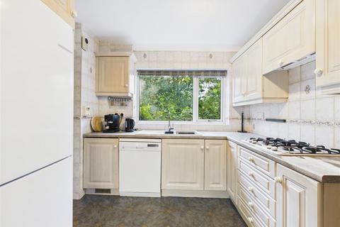 26 Brinkburn Drive, Sheffield, S17 3LU