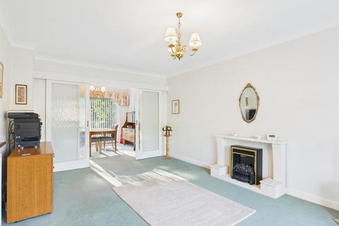 26 Brinkburn Drive, Sheffield, S17 3LU