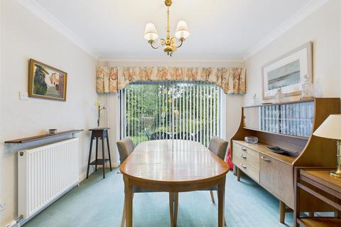 26 Brinkburn Drive, Sheffield, S17 3LU
