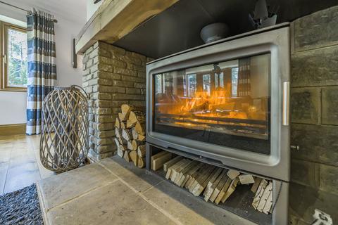 5 bedroom detached house for sale, Littlebeck, Gilstead Lane, Bingley, BD16 3LN