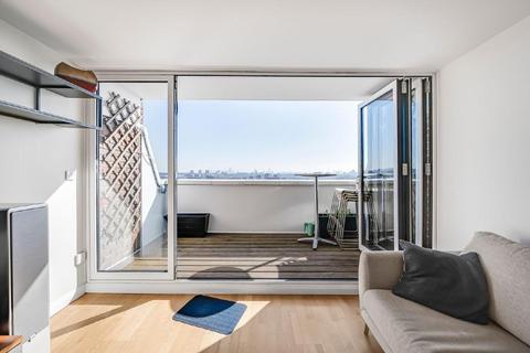 2 bedroom flat for sale, Mill Lane, West Hampstead