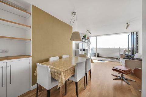 2 bedroom flat for sale, Mill Lane, West Hampstead