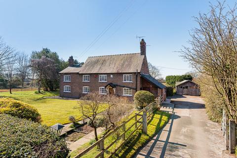 3 bedroom detached house for sale, Middlewich Road, Allostock, WA16