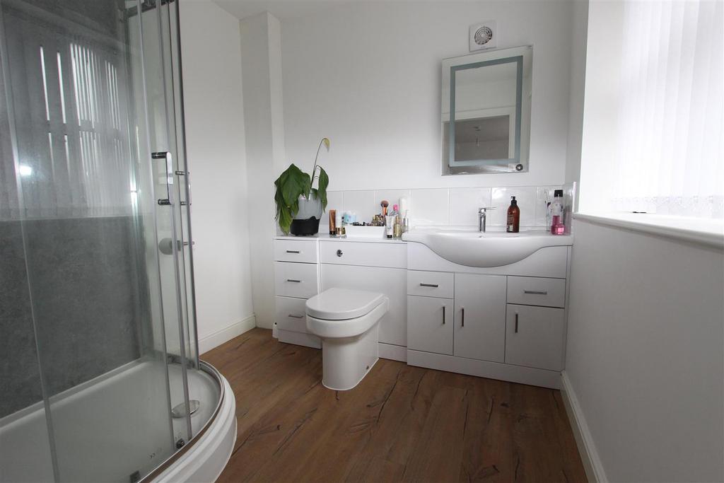 Ensuite