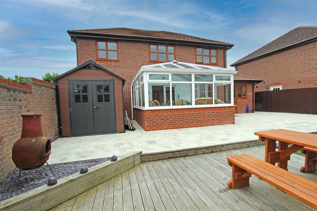 Rear Garden..jpg