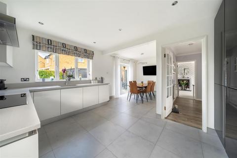 6 bedroom detached house for sale, Brittons Close, Bedford MK44