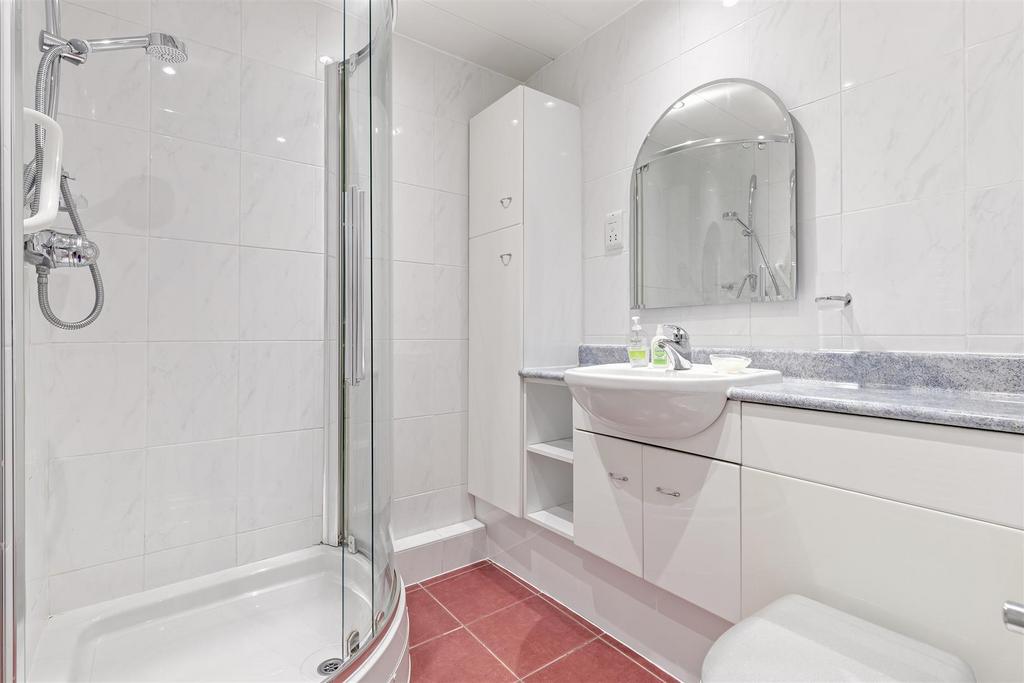 Shower Room.jpg