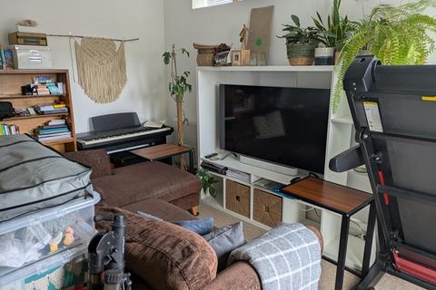1 bedroom ground floor flat to rent, 1 Bed ground floor flat
