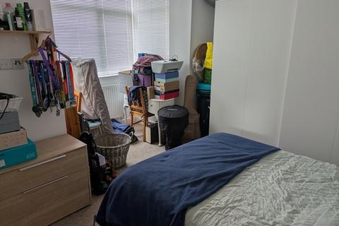 1 bedroom ground floor flat to rent, 1 Bed ground floor flat