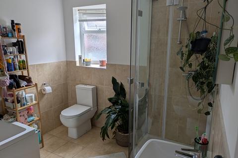 1 bedroom ground floor flat to rent, 1 Bed ground floor flat