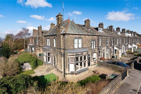 5 bedroom end of terrace house for sale, East View, Yeadon, Leeds, West Yorkshire