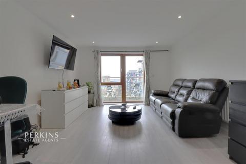 2 bedroom flat for sale, Wembley, HA0