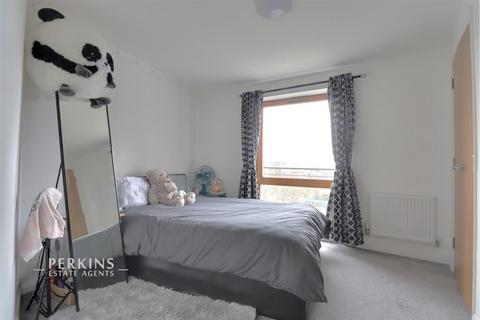 2 bedroom flat for sale, Wembley, HA0