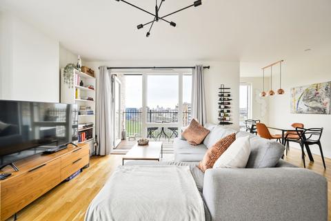 2 bedroom flat for sale, Wimhurst Court, Poplar, London, E14