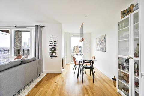 2 bedroom flat for sale, Wimhurst Court, Poplar, London, E14