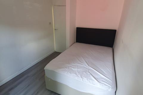 1 bedroom flat to rent, 28 Richmond Court, Roath