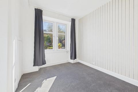 2 bedroom flat to rent, Meadowbank Crescent, Meadowbank, Edinburgh, EH8