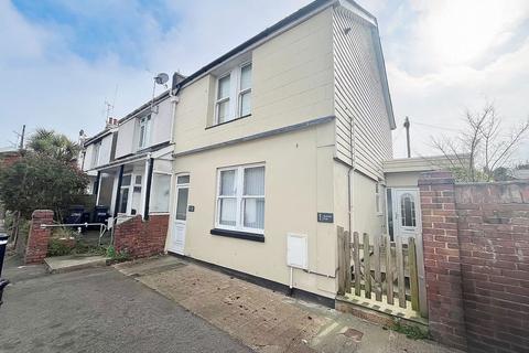2 bedroom ground floor flat for sale, Old Torquay Road, Preston, Paignton